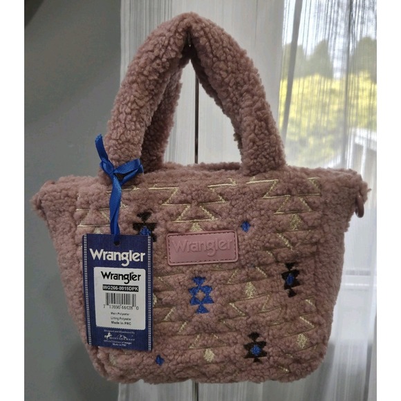 Wrangler Pink Sherpa Aztec Purse/Crossbody Cowgirl Chic Dustbag Included NWT - Picture 2 of 11